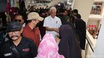 Momen Ganjar Sapa Pedagang Pasar Induk Wonosobo