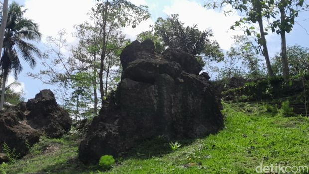 Heritage Batu Lumpang Pangandaran