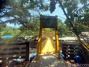 Jembatan Ikonik Geyser Cisolok yang Rusak Kini Sudah Diperbaiki