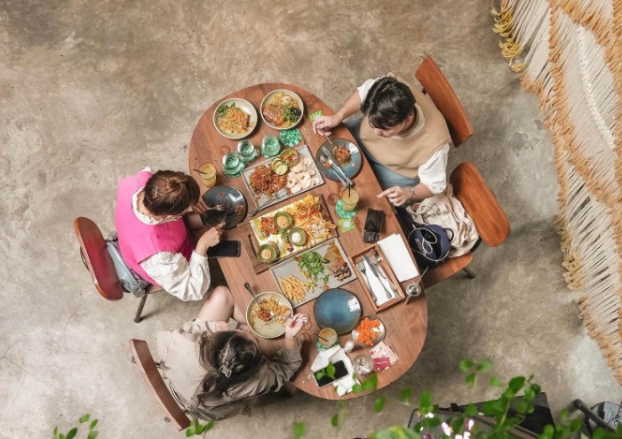 Cantik dan Romantis! 5 Kafe Kekinian Ini Cocok untuk Berkencan