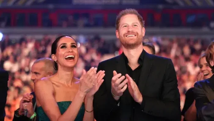 Kartu Natal Meghan Markle & Pangeran Harry
