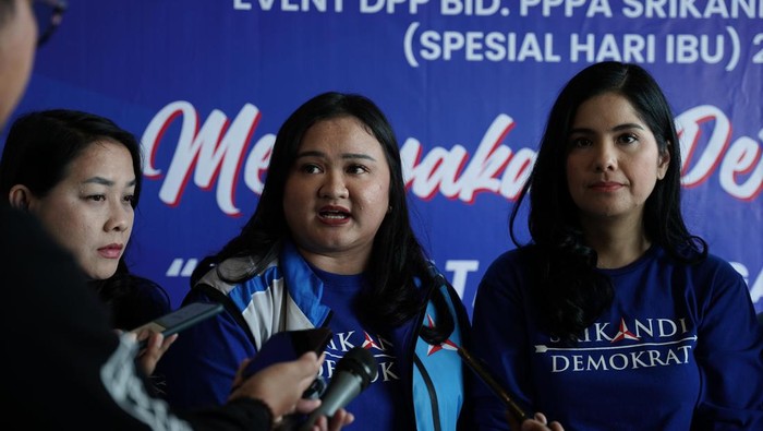 Ketum Srikandi Partai Demokrat, Annisa Pohan Yudhoyono (kanan) dan Staff Badan Pembinaan Jaringan Konstituen Dewan Pimpinan Pusat (BPJK DPP) Demokrat, Saskia Khairunnisa Simamora (kiri) (dok.ist)
