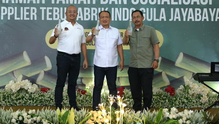 Komitmen Mensejahterakan Petani lewat Penyuluhan Komitmen Mensejahterakan Petani lewat Penyuluhan