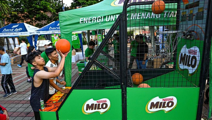 Komitmen Wujudkan Masyarakat Indonesia yang Lebih Sehat MILO kembali menunjukkan komitmen dalam mewujudkan masyarakat Indonesia yang lebih sehat. Dengan mendukung 10th Bogor City of Runners bersama Kang Bima.