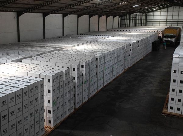 Intip Gudang Logistik Pemilu 2024 di Surabaya