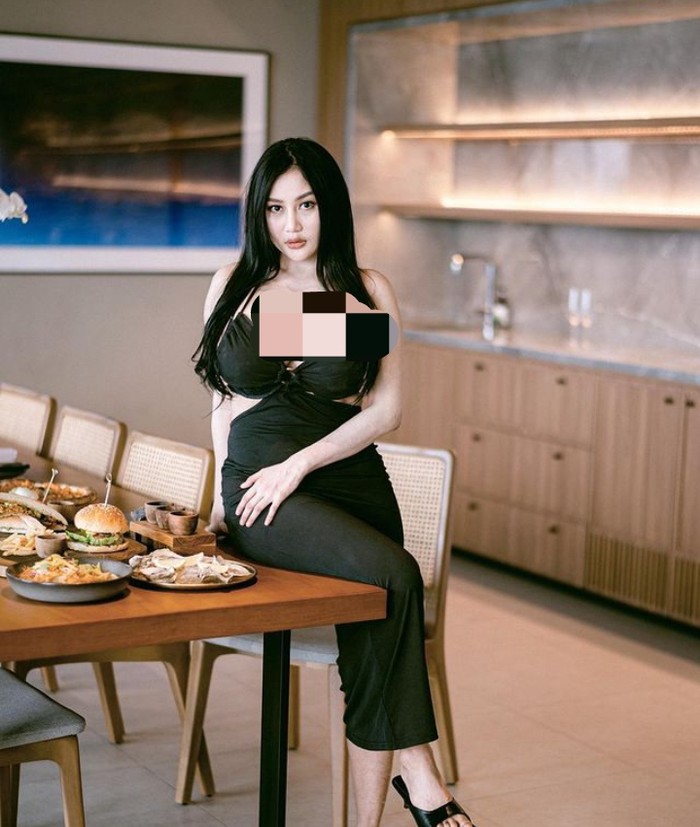 Pamela Safitri Pamela Safitri