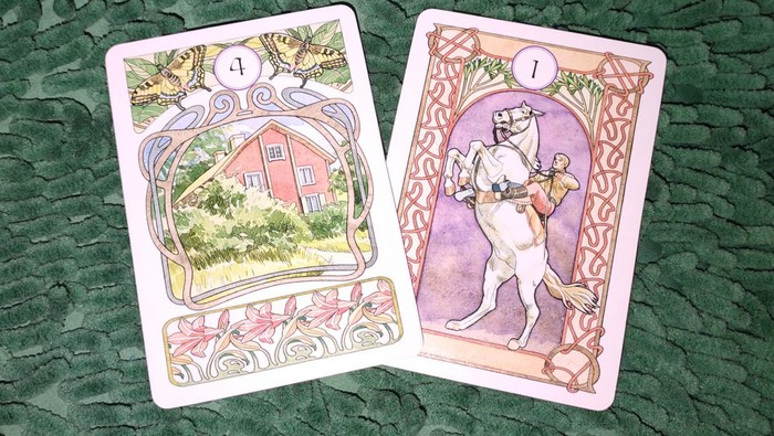 Pembacaan Kartu Tarot Atala.
