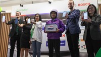 Acara ini dihadiri Roy Nugroho (Director of Grab for Business, Grab Indonesia), Anindita Rangkuti (Director of GrabMart, Grab Indonesia), Neneng Goenadi (Country Managing Director, Grab Indonesia), Pirmin Riegger (Managing Director of Bosch in Indonesia), dan Griselda Iwandi (Country Director of Automotive Aftermarket Bosch in Indonesia).