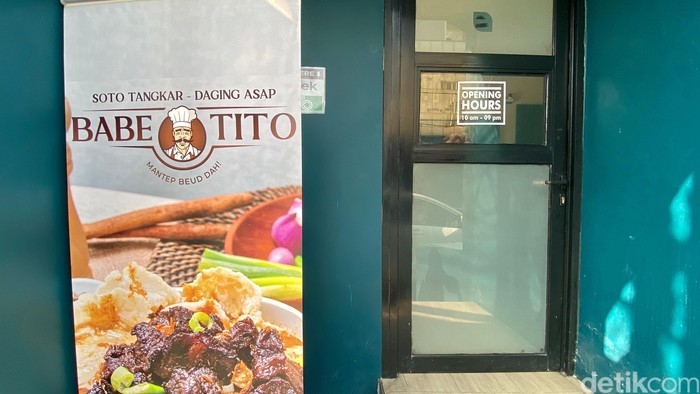 Soto Babe Tito: Maknyus! Soto Tangkar Pakai Daging Black Angus Asap