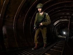 Intip Terowongan Hamas Terbesar di Gaza