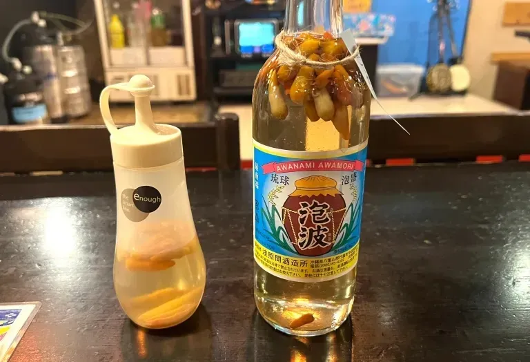 Unik! Saus Cabai Khas Okinawa Dibuat dengan Liquor Langka