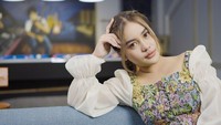 Avolia dikenal setelah me-recycle lagu Hey Ladies yang sempat dinyanyikan Rossa. (Foto: dok Instagram)