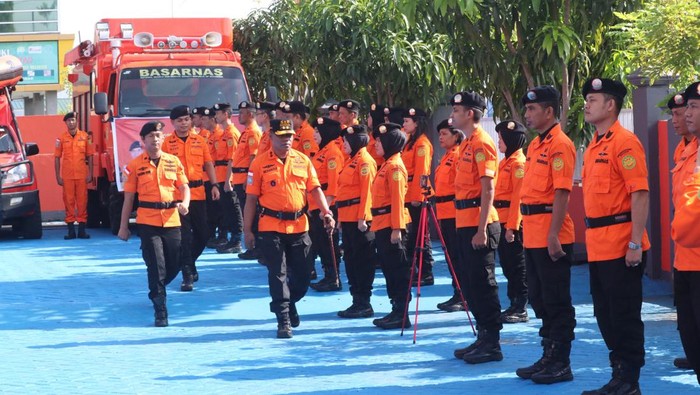 Basarnas Makassar, Sulawesi Selatan (Sulsel) menyiagakan 207 personel dalam operasi siaga Natal dan Tahun Baru 2024