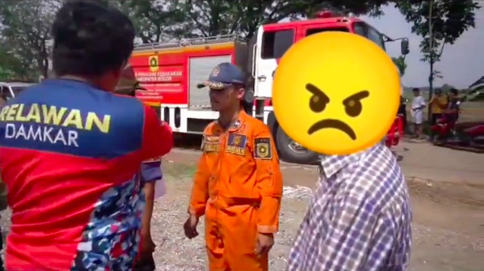 Damkar Kabupaten Bogor dimaki oleh warga karena dinilai telat alias tidak tepat waktu (on time) untuk tiba di lokasi kebakaran. Berikut faktanya. (dok Bogor Siaga 112)