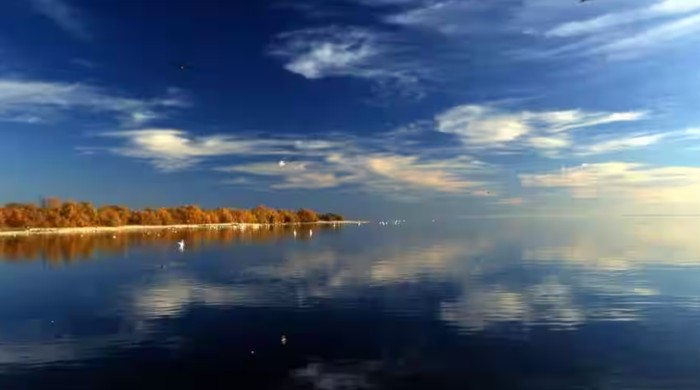 Danau Salton, AS
