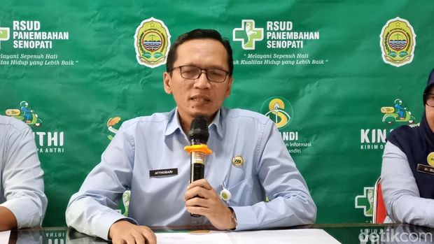 Direktur Rumah Sakit Panembahan Senopati (RSPS) Bantul, dr. Atthobari saat memberikan keterangan.