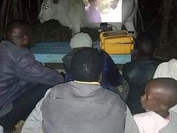 Deretan Foto Aneh yang Diposting di Medsos, Bikin Geleng-geleng