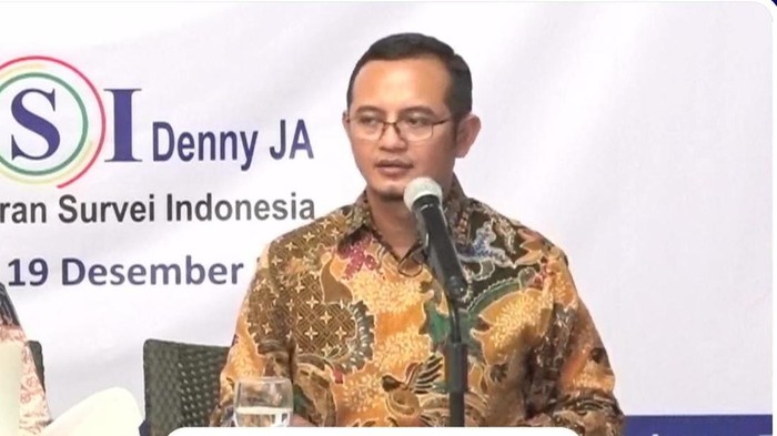 Direktur Citra Publik Indonesia (CPI) LSI Denny JA, Hanggoro Doso Pamungkas.