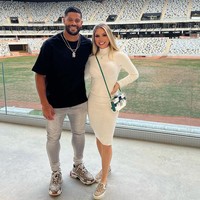 Camila yang dikatakan adalah keponakan favorit Iran juga telah buka suara mengenai hal ini di media sosial. Tante Iran, walaupun ini sudah tidak relevan untukmu sekarang, aku sangat mencintaimu dan peduli denganmu, jadi aku ingin berbicara,  jelas Camila yang kini menghapus media sosialnya. Foto: Instagram @hulkparaiba