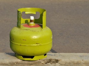 Polisi Gerebek Lokasi Pengoplosan LPG di Bogor, 2 Pelaku Ditangkap