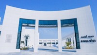 Masjid yang berdiri di atas tanah seluas lebih kurang 3.766 meter persegi itu sepenuhnya didanai pemerintah UEA. (Kemenlu RI)