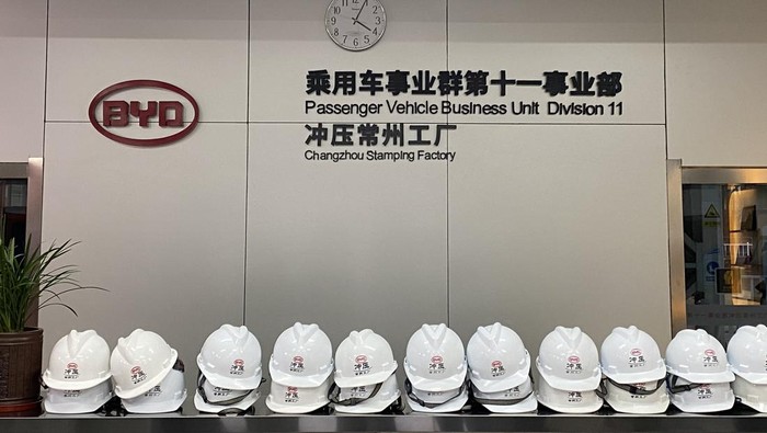 Pabrik BYD di China