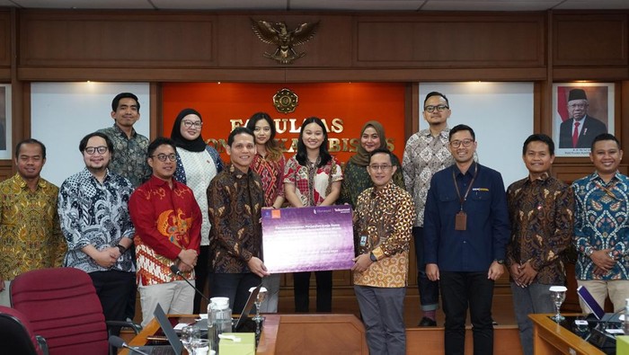 Penandatanganan Perjanjian Kerja Sama antara Telkomsel dan FEB UGM di Jogja, Rabu (13/12/2023).