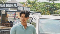 Aditya Zoni ikut diperbincangkan karena masalah kakaknya, Ammar Zoni. Aditya Zoni mengatakan kecewa dengan penangkapan kakaknya terkait masalah narkotika yang ketiga kali. Foto: Instagram @real_aditya1