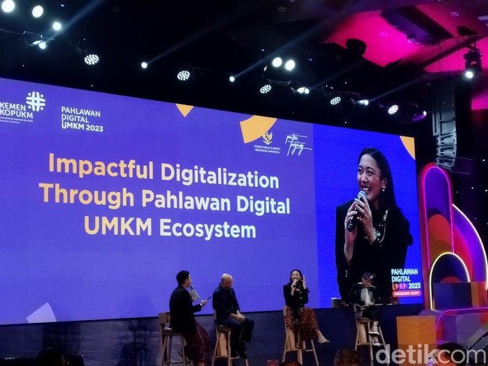 Putri Tanjung-Acara Pahlawan Digital UMKM