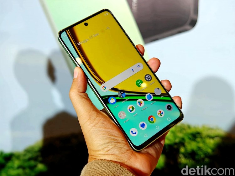 Realme C67