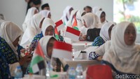 Sedangkan Husein saat ia dievakuasi, tak henti memanjatkan doa memohon keselamatan. Sebab, jet tempur dan drone Israel tak berhenti melintas. Anak-anaknya, disebut ikut mendengar karena sudah terbiasa.