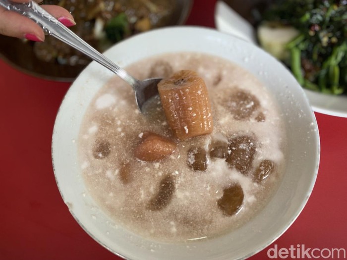 Rujak Cingur Bu Sri