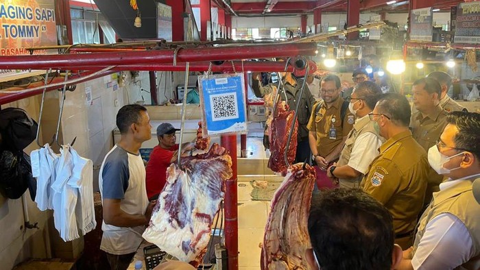Sidak Tim Satgas Pangan di pasar Bandung Raya