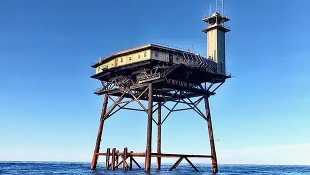 The Frying Pan Hotel, hotel yang dinilai paling berbahaya di dunia dan berlokasi di Amerika Serikat.