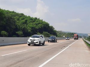 Jalur Darat Menuju Jawa Mulai Ramai Jelang Libur Nataru