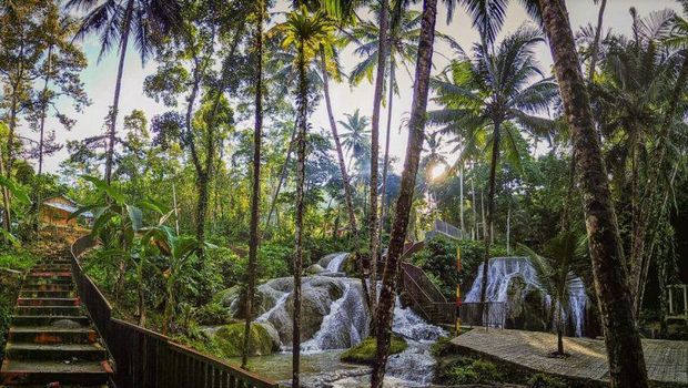 Air Terjun Humogo (pariwisata.gunungsitolikota.go.id)