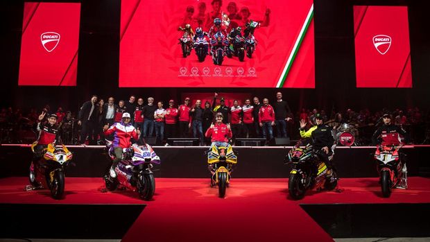 Ducati Panigale edisi khusus meluncur dengan livery ala motor balap