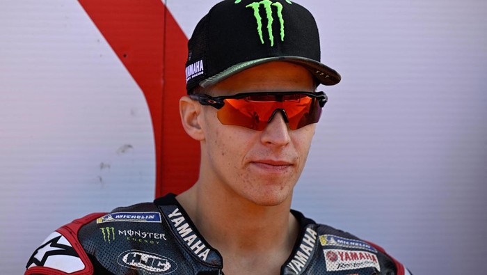 Motorcycling - MotoGP - Valencia Grand Prix - Circuit Recardo Tormo, Valencia, Spain - November 26, 2023 Monster Energy Yamaha MotoGPs Fabio Quartararo before the race REUTERS/Pablo Morano