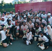 Unggahan Natasha Rizky lari 5K sudah mendapatkan 60.644 Likes dan mendapatkan banjir komentar dari warganet soal penampilannya. Outfitnya terbaik, dibanding outfit orang lain yg pernah saya lihat di sosmed, dimana lekukan tubuh masih terlihat, ucap akun @adamzulfi_. Masya allah tabarakalalh kaka, luar biasa kamu kaka.. Tetap berpakaikan syari dan menutup dada. Semoga Allah jaga selalu kebaikan dimata Allah. Menjdi wanita baik di mata Allah #salut tetap berkarakter di kala kiris pakai wanita muslim, kagum akun @lutfiah.abaya. Foto: Dok. Instagram @natasharizkynew.