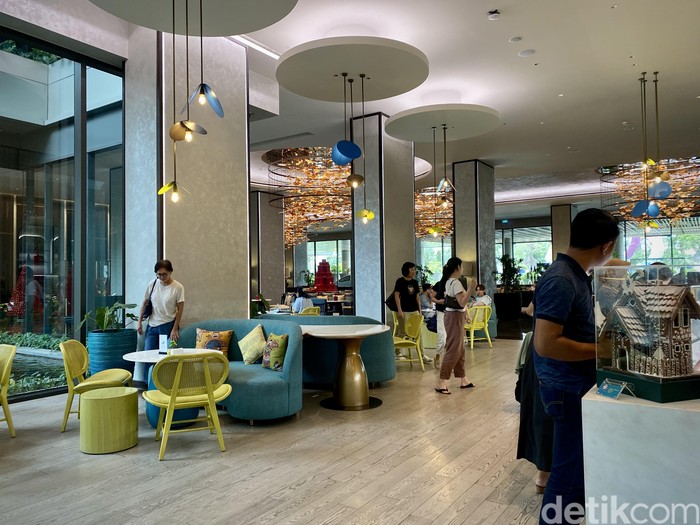 Gelato Bar & Patisserie