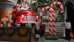 Hingar Bingar Ornamen Natal Hiasi PIK 2