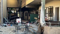 Dilansir Reuters, pengakuan salah seorang pengungsi Yousef Khalil, mengatakan tentara Israel memasuki sekolah saat para pengungsi sedang tertidur. Mereka menembaki tanpa pandang bulu. Sedikitnya sembilan orang termasuk anak-anak tewas dalam kejadian itu.