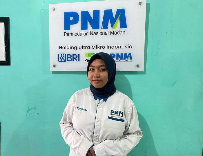 Jadi Petugas Pendamping di PNM, Gen Z ini Berhasil Bangun Rumah