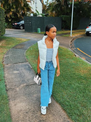 Kat Clark dan Deja Clark Kat Clark dan Deja Clark.