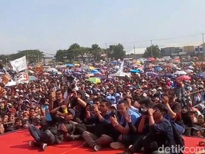 Wakil TKN Condro Kirono Janjikan Permudah Pupuk ke Petani Bawang Brebes