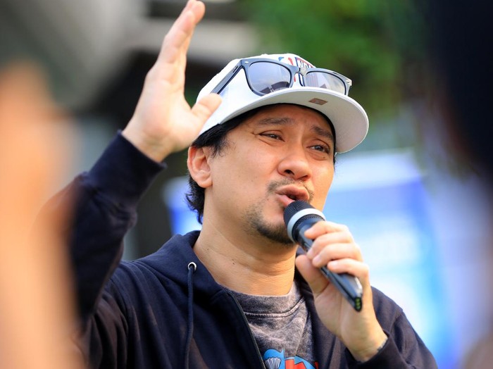 Nippon paint bersama dengan Vindes Sport mendonasikan 1.380 liter cat untuk Lapangan Bulu tangkis yang tersebar di Jabodetabek, Jateng dan Yogyakarta.