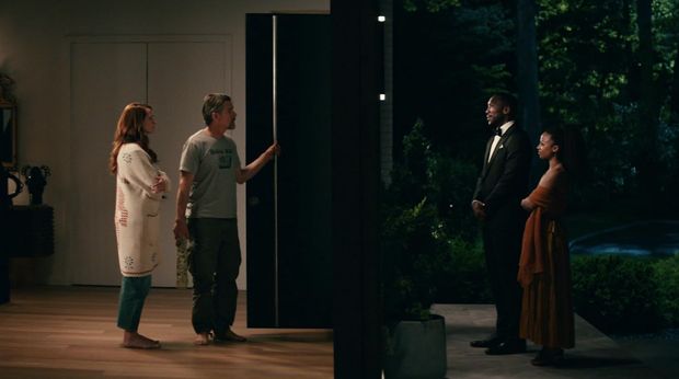 Cuplikan adegan dalam film Leave the World Behind.