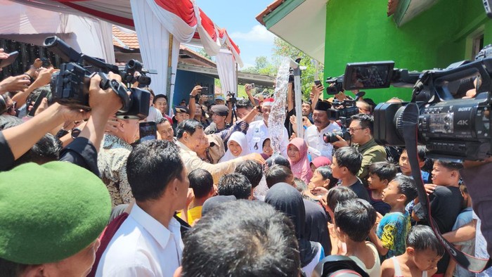 Menhan Prabowo Subianto di Kuningan, Jawa Barat (Jabar).