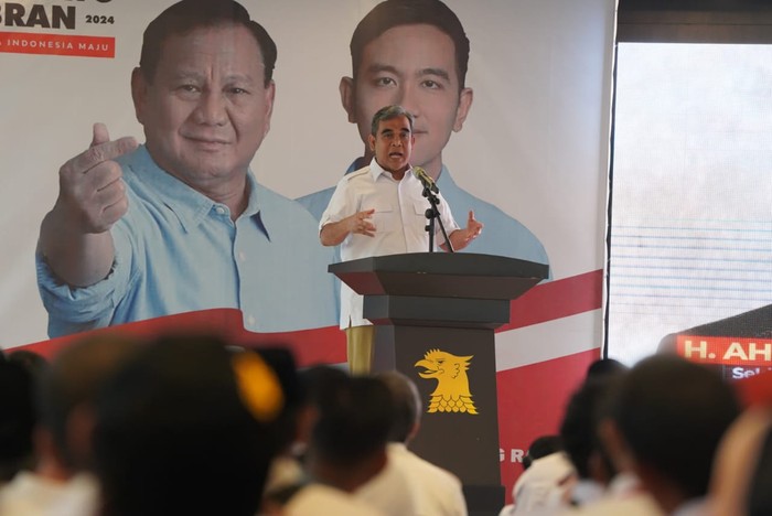 Muzani menghadiri konsolidasi retusan kader dan para caleg Gerindra se daerah pemilihan Banten II meliputi, Kota Serang, Kabupaten Serang, dan Kota Cilegon.