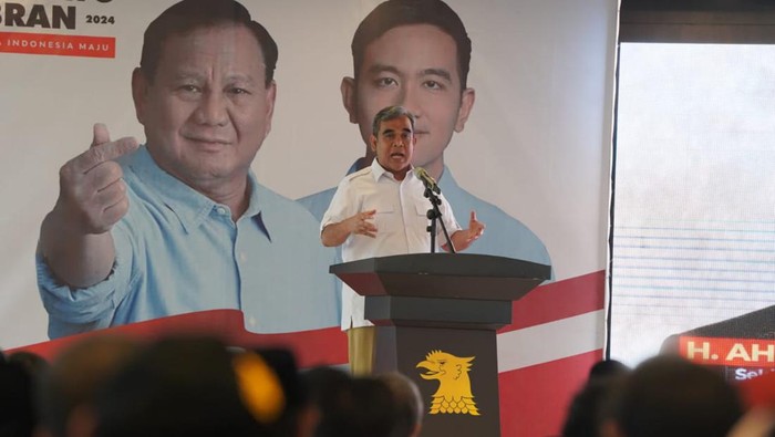 Muzani menghadiri konsolidasi retusan kader dan para caleg Gerindra se daerah pemilihan Banten II meliputi, Kota Serang, Kabupaten Serang, dan Kota Cilegon.